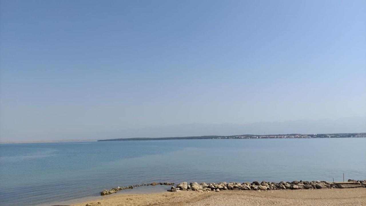 B & R Summer Breeze Apartments Нин Екстериор снимка