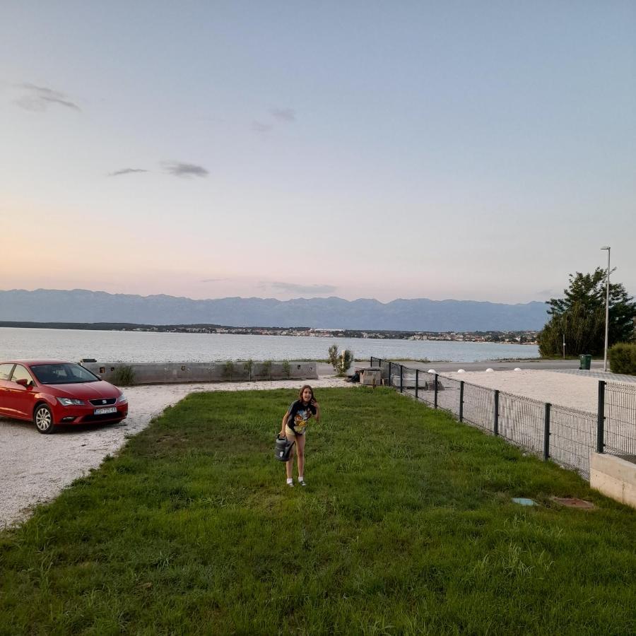 B & R Summer Breeze Apartments Нин Екстериор снимка