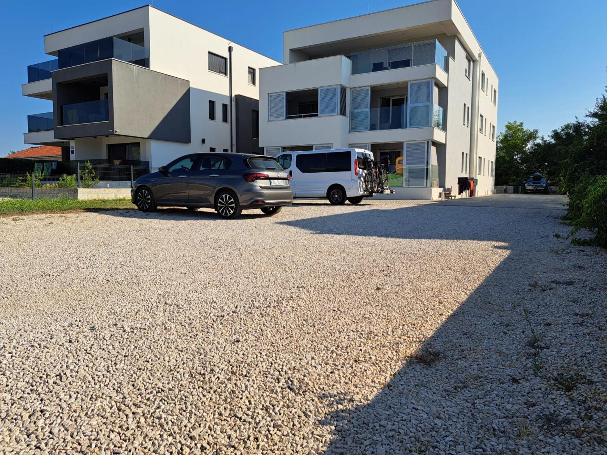 B & R Summer Breeze Apartments Нин Екстериор снимка